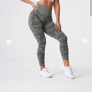 NVGTN Khaki Green camo seamless leggings